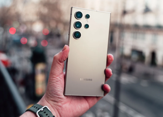 Samsung Galaxy S24 Ultra, meilleur smartphone de 2024 ?