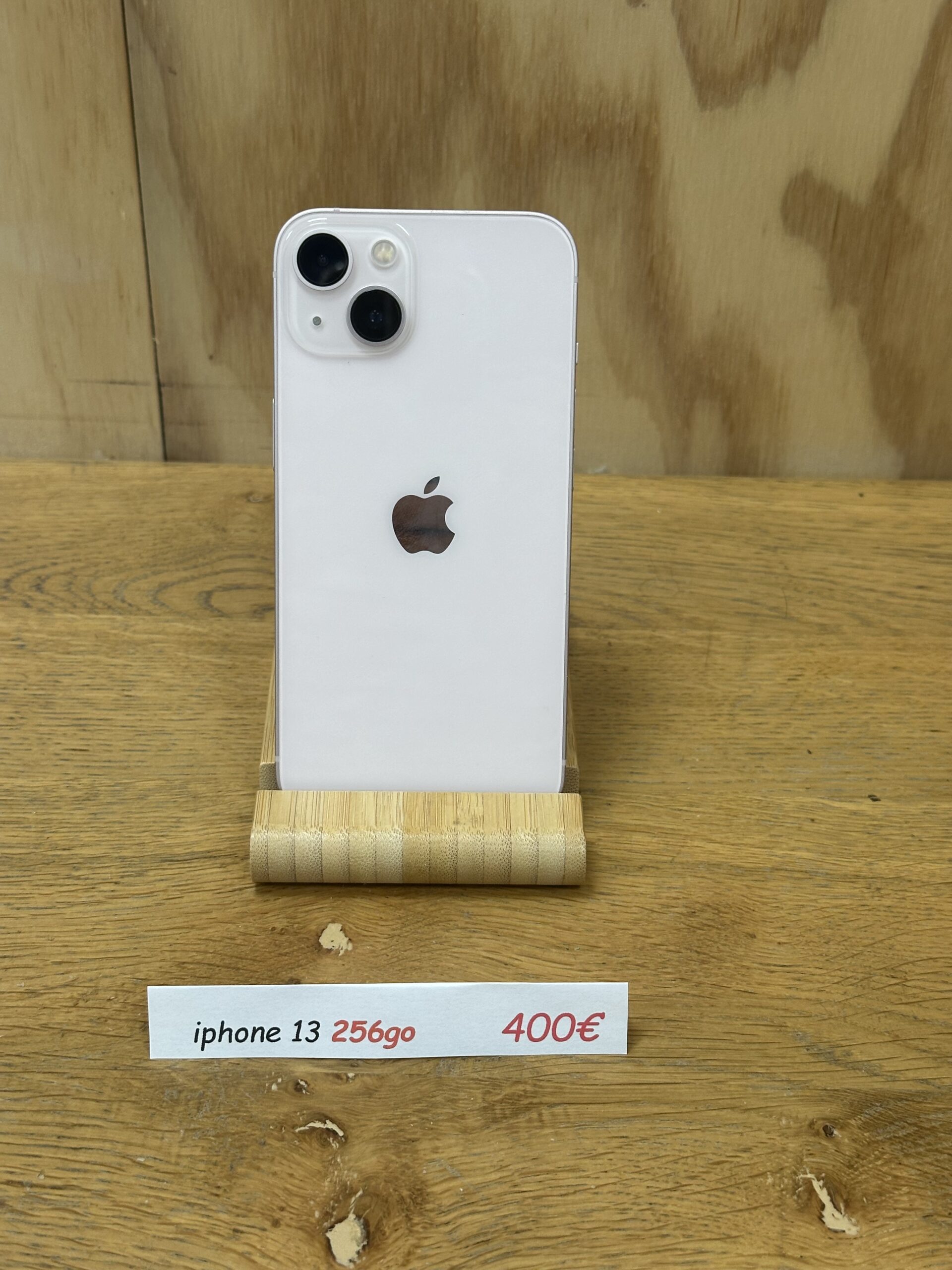 iPhone 13 256go