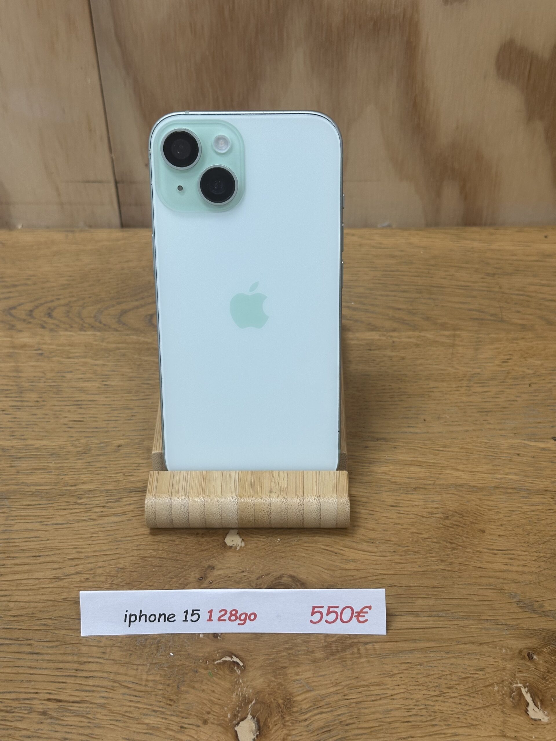 iPhone 15 128go
